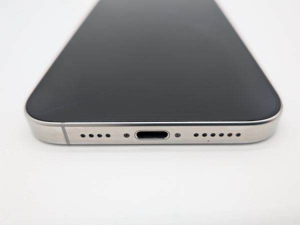 ■حالة ممتازة■Apple■iPhone 16 Pro Max■256GB■بطارية 93%■غير مقفل على شبكة معينة■تيتانيوم أبيض■190,000 ين ياباني■mkt24m